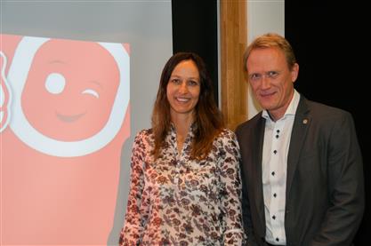 Konserndirektør for økonomi- og finans, Birte Strander og konsernsjef Rolf Barmen presenterte Fjordkrafts resultater. Foto: Erik W. Johannessen